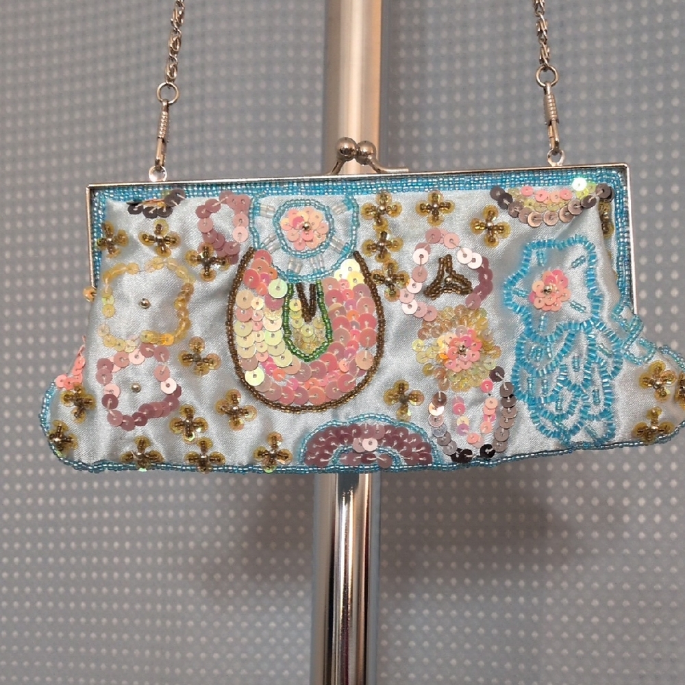🎵Bijoux Terner Beaded Evening Bag🎵